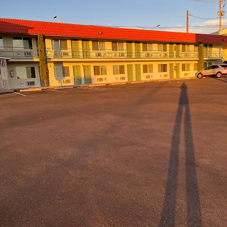 Ramblin Rose Motel Kingman Exterior photo