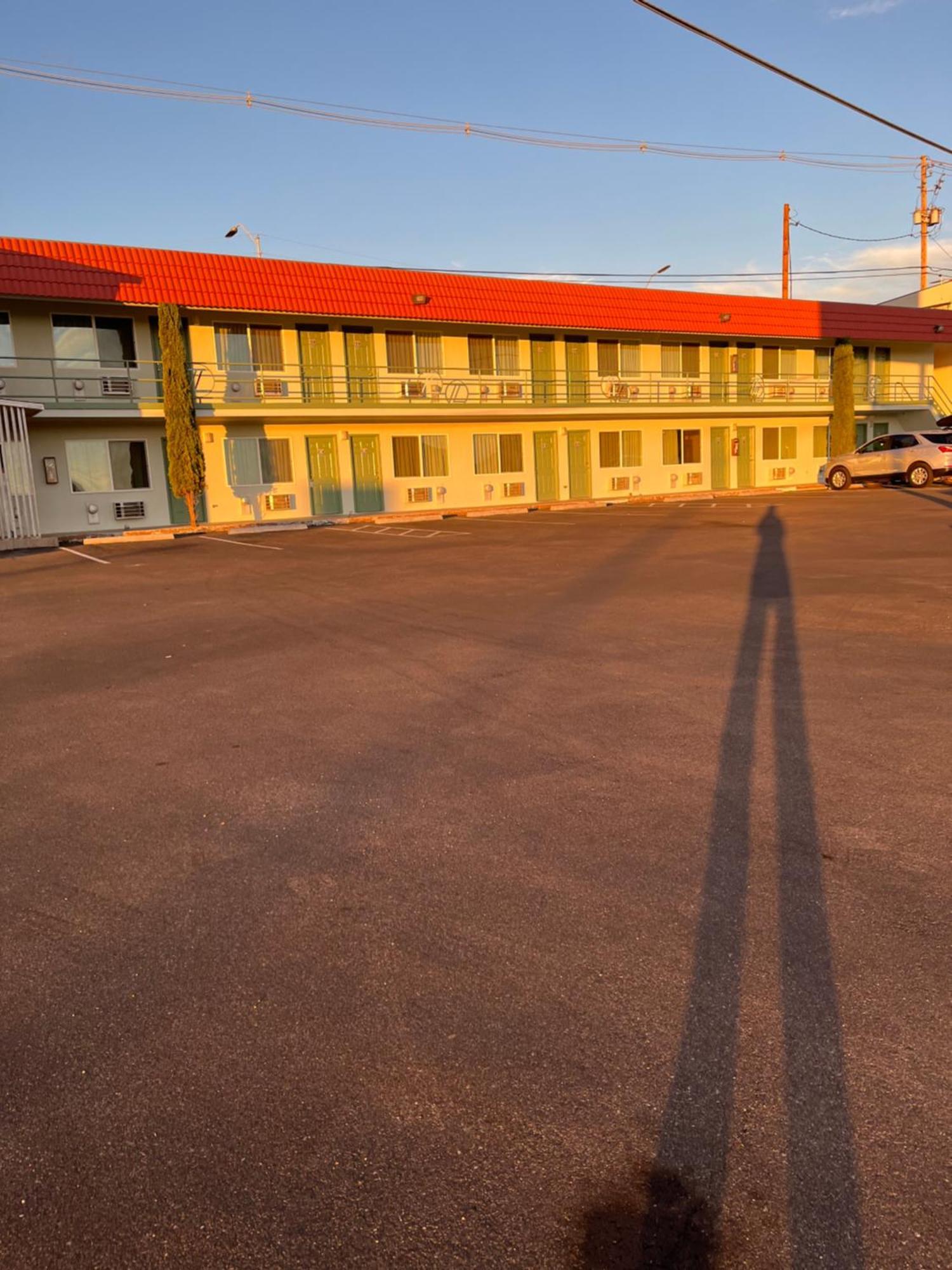 Ramblin Rose Motel Kingman Exterior photo